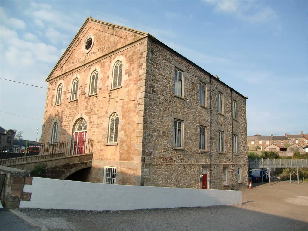 2 bed Apartment for rent in . From Millerson - St Austell