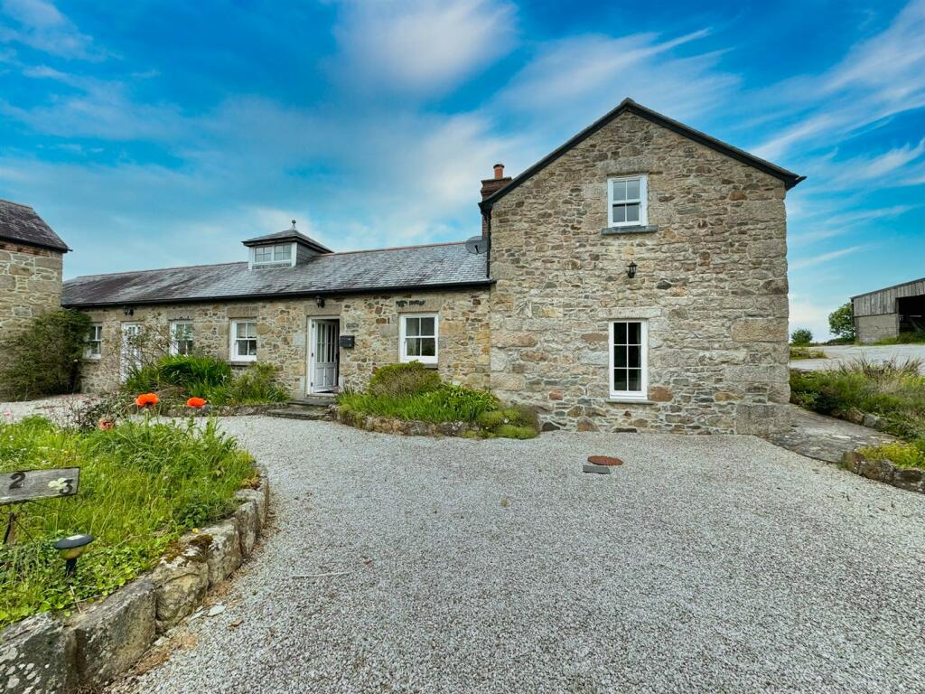 3 bed Barn Conversion for rent in Reawla. From Millerson - St Austell