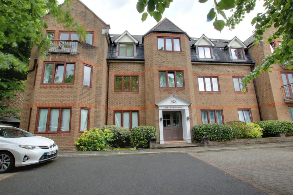 1 bed 1st Floor Flat for rent in Crews Hill. From Mortemore Mackay - London
