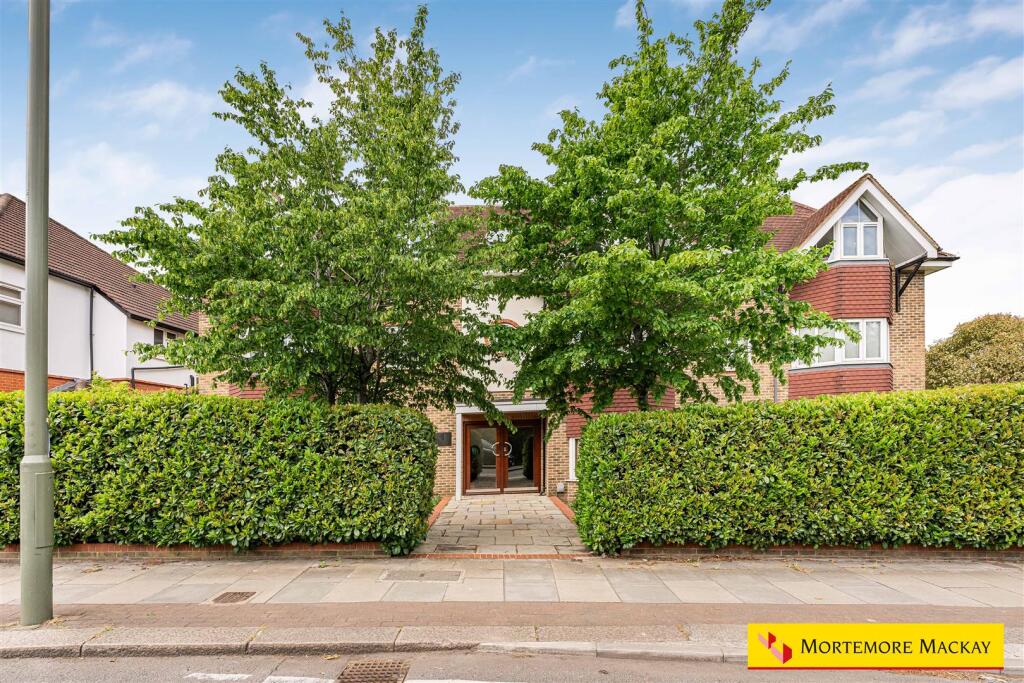 2 bed Detached for rent in Friern Barnet. From Mortemore Mackay - London