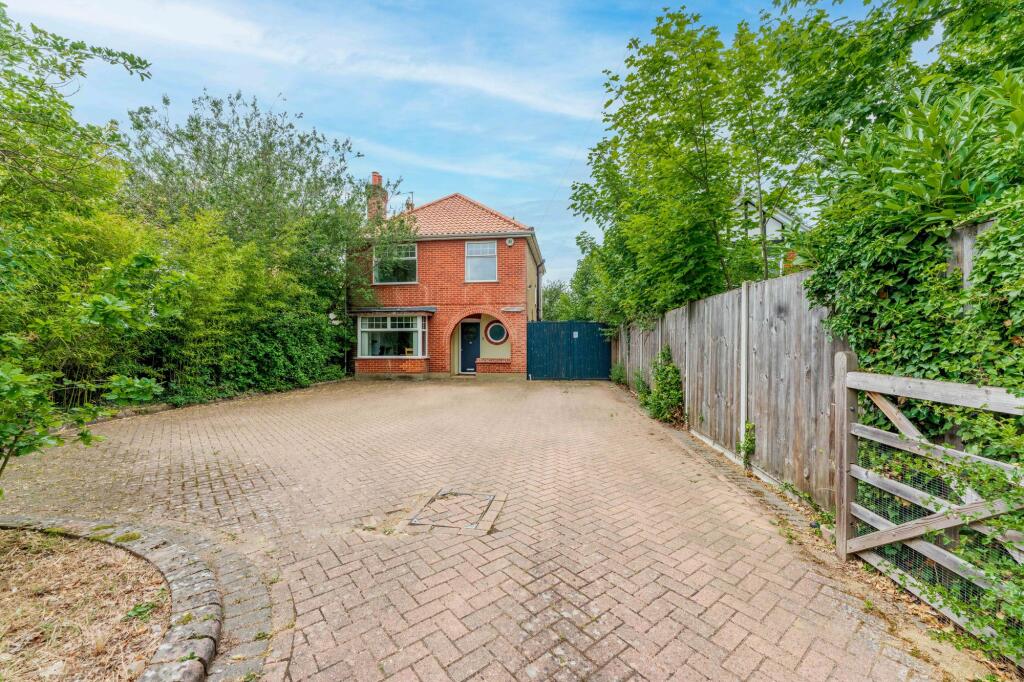 3 bed Detached for rent in Colney. From Minors & Brady - Unthank Road - Norwich