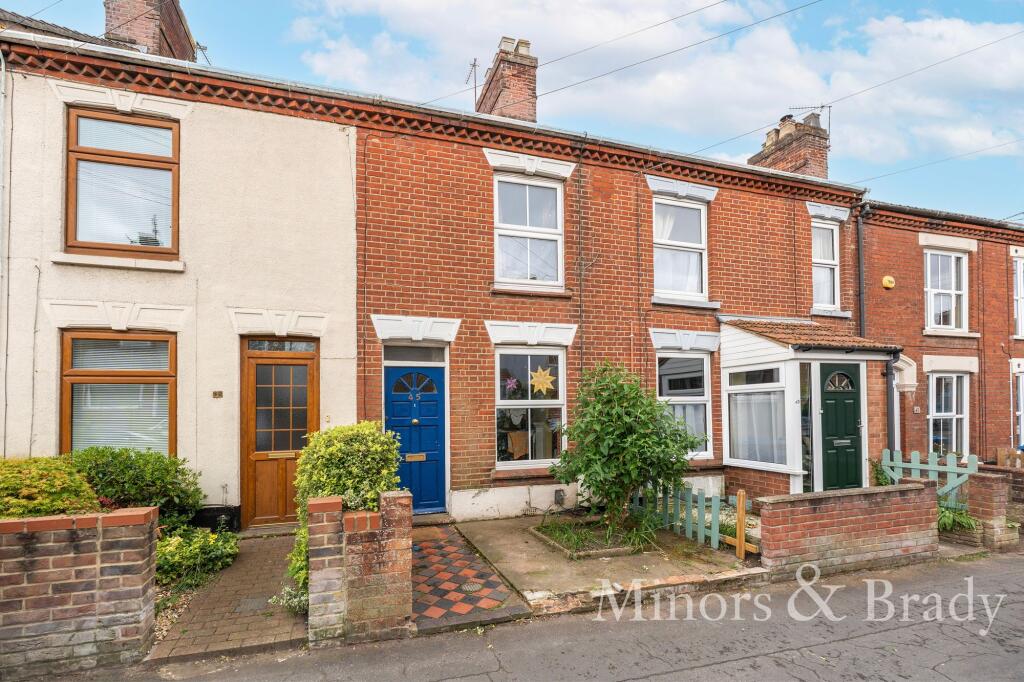 3 bed Mid Terraced House for rent in Norwich. From Minors & Brady - Unthank Road - Norwich