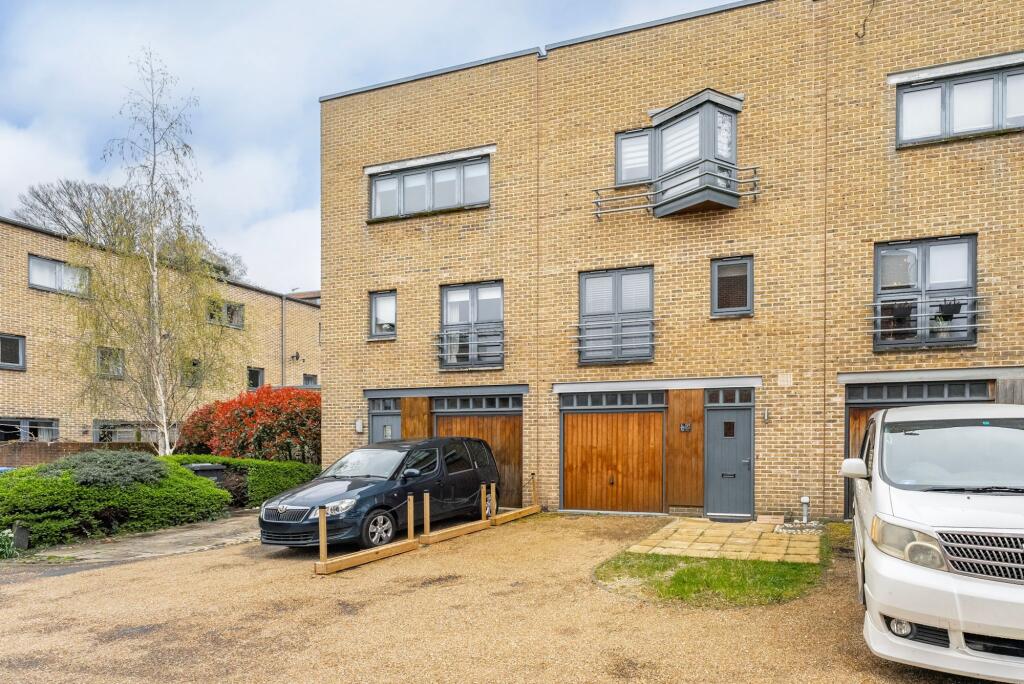 4 bed Town House for rent in Norwich. From Minors & Brady - Unthank Road - Norwich