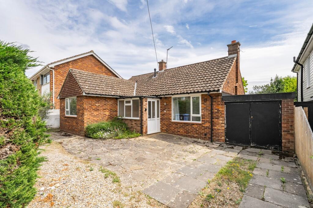 2 bed Detached bungalow for rent in Keswick. From Minors & Brady - Unthank Road - Norwich 2 bed Detached bungalow for rent in Keswick. From Minors & Brady - Unthank Road - Norwich