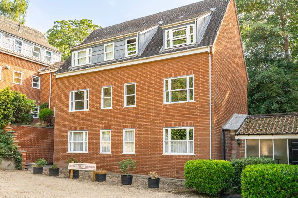 2 bed 1st Floor Flat for rent in Trowse Newton. From Minors & Brady - Unthank Road - Norwich 2 bed 1st Floor Flat for rent in Trowse Newton. From Minors & Brady - Unthank Road - Norwich