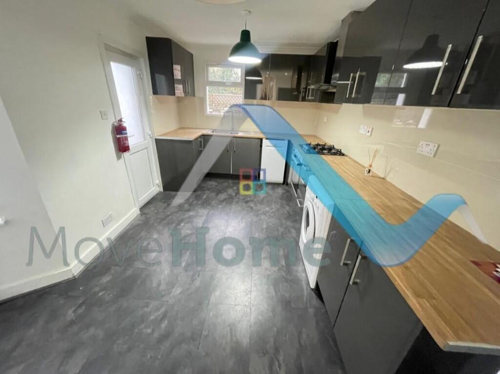 4 bed Mid Terraced House for rent in London. From MoveHome