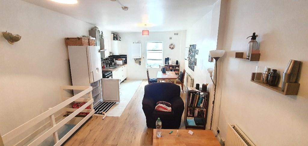 1 bed 1st Floor Flat for rent in London. From MoveHome 1 bed 1st Floor Flat for rent in London. From MoveHome