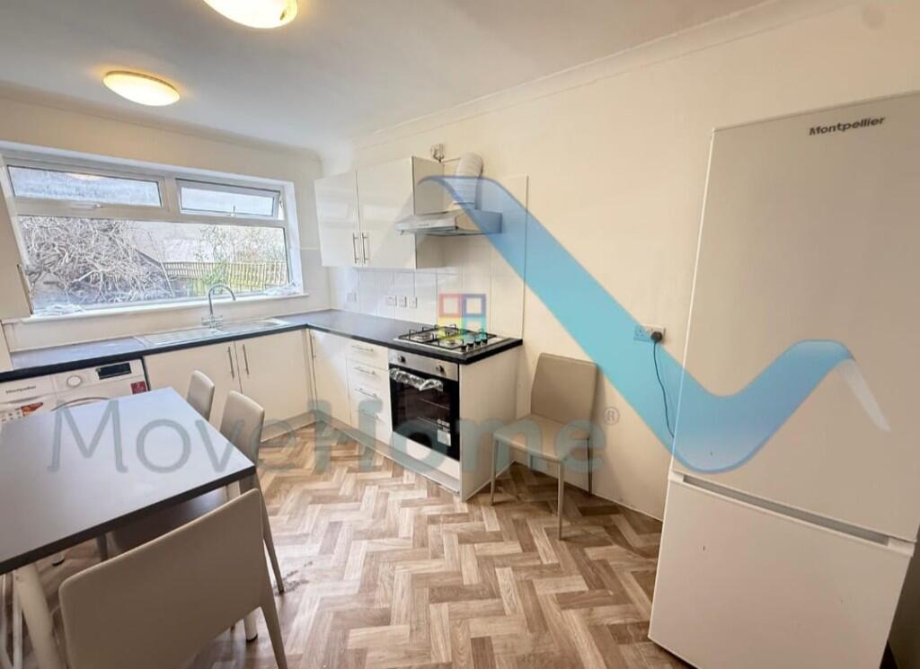 1 bed 1st Floor Flat for rent in London. From MoveHome