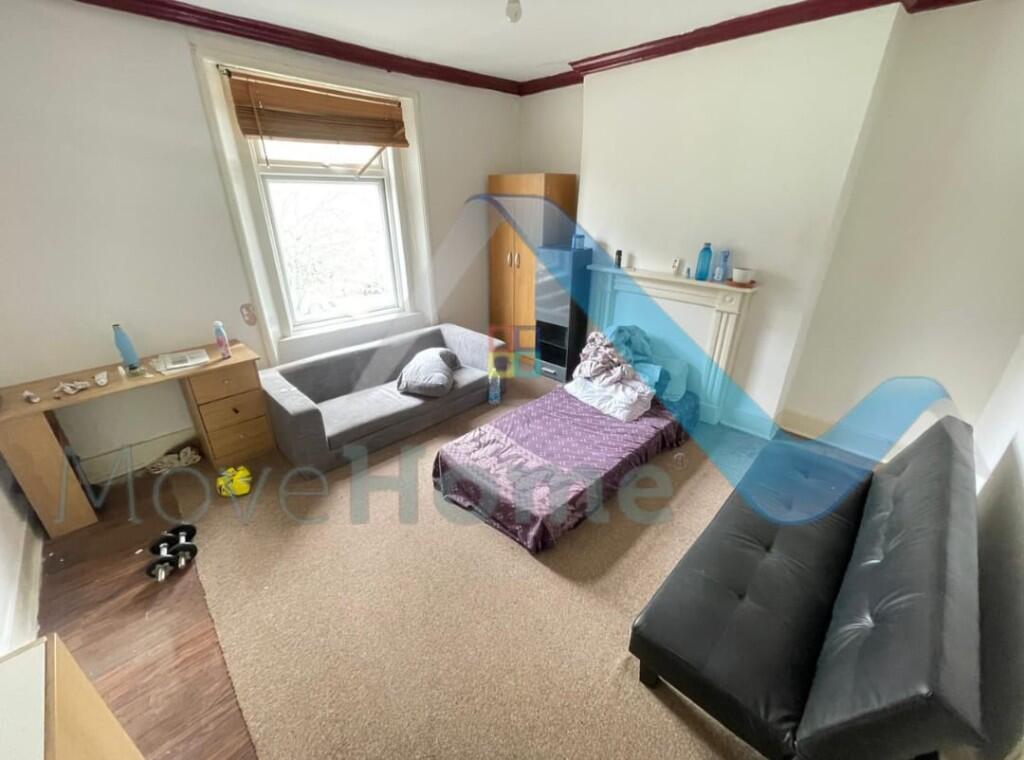 1 bed Flat Share for rent in Islington. From MoveHome