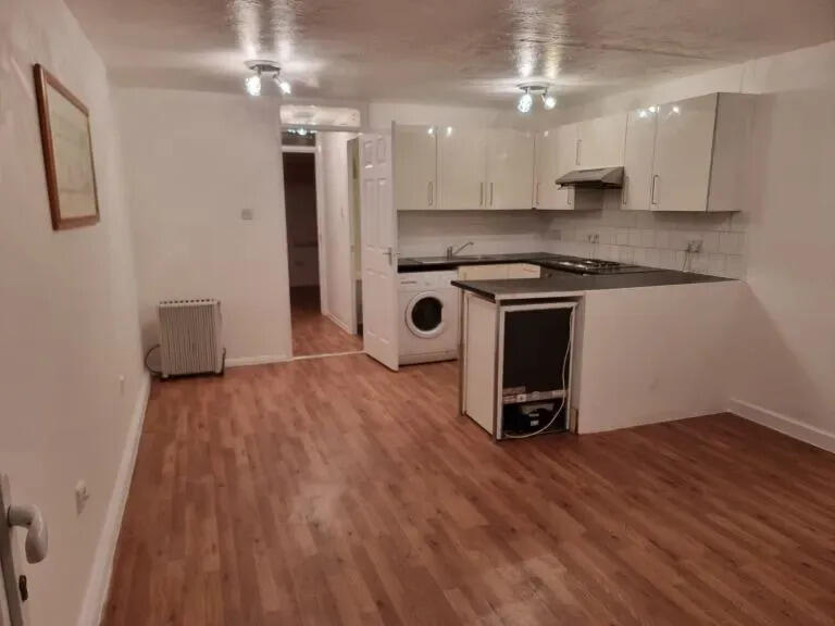 1 bed 1st Floor Flat for rent in Bermondsey. From MoveHome