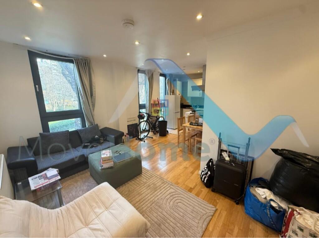 1 bed 1st Floor Flat for rent in London. From MoveHome 1 bed 1st Floor Flat for rent in London. From MoveHome