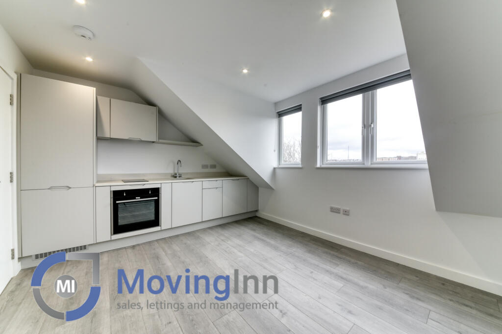 1 bed Flat for rent in Croydon. From Moving Inn
