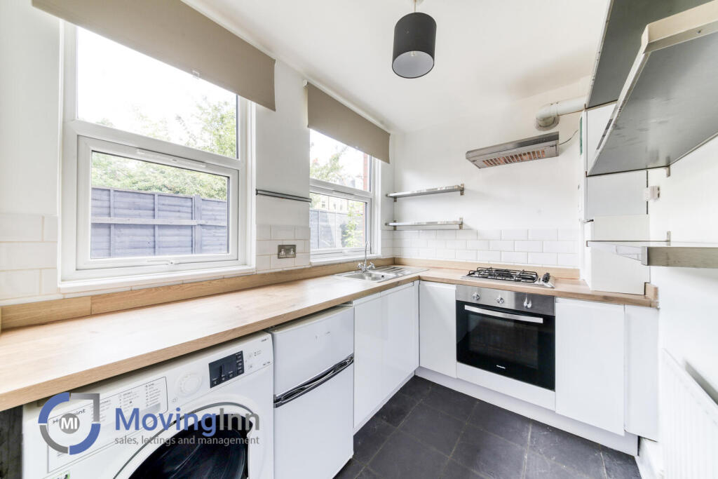 2 bed 1st Floor Flat for rent in Streatham. From Moving Inn - London