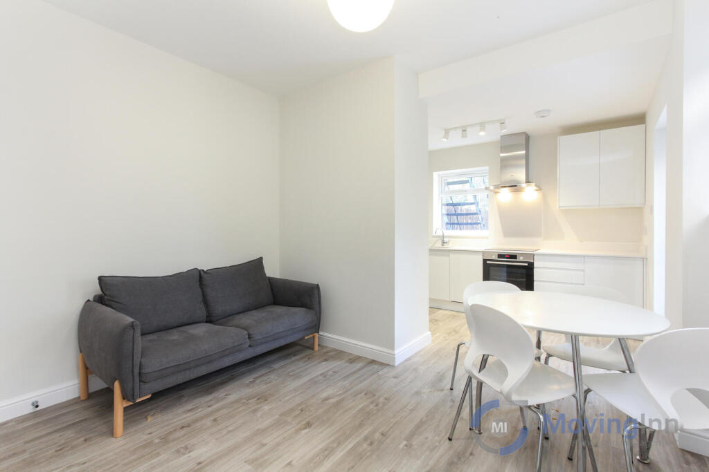 2 bed 1st Floor Flat for rent in Streatham. From Moving Inn - London 2 bed 1st Floor Flat for rent in Streatham. From Moving Inn - London