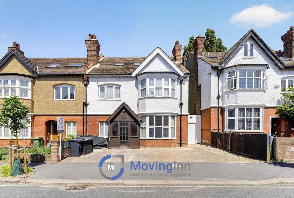 4 bed Studio for rent in Streatham. From Moving Inn - London