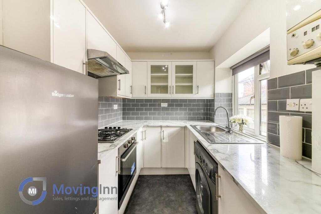 2 bed 1st Floor Flat for rent in Penge. From Moving Inn - London