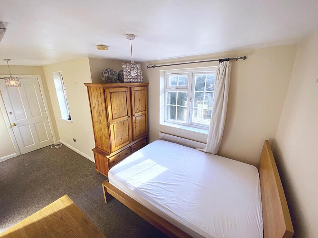 0 bed House Share for rent in Penge. From Moving Inn - London