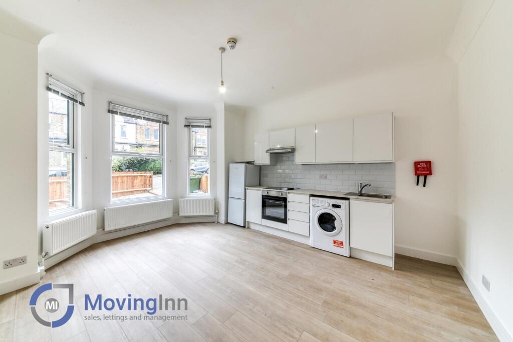 1 bed 1st Floor Flat for rent in Penge. From Moving Inn - London 1 bed 1st Floor Flat for rent in Penge. From Moving Inn - London