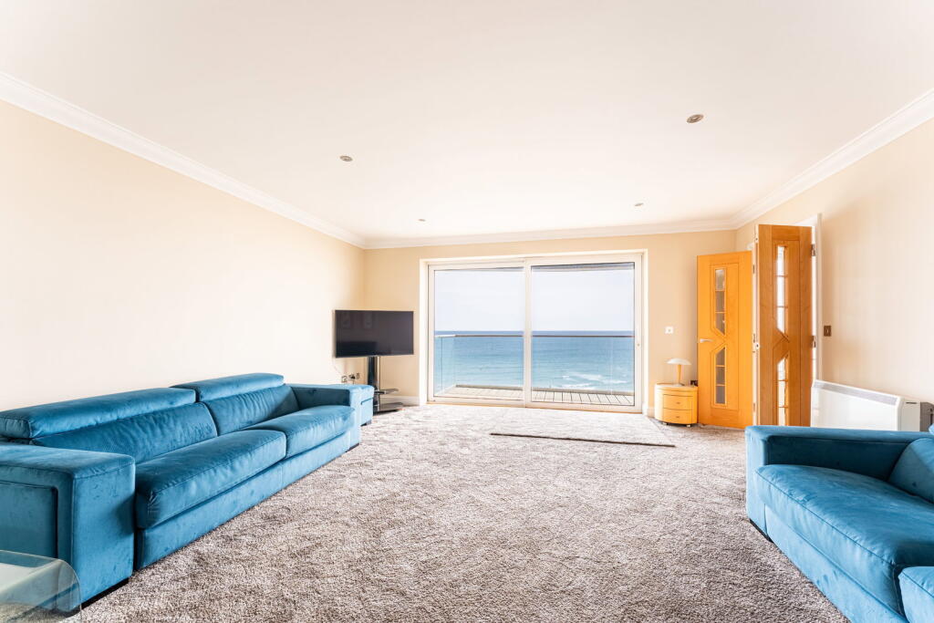 2 bed 1st Floor Flat for rent in Bournemouth. From Mr Green Estate Agents - Southbourne