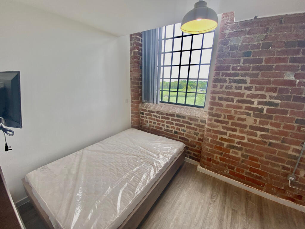 4 bed Studio for rent in Galgate. From Intus Lettings - Lytham 4 bed Studio for rent in Galgate. From Intus Lettings - Lytham