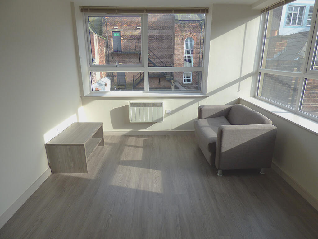 4 bed Studio for rent in Preston. From Intus Lettings - Lytham 4 bed Studio for rent in Preston. From Intus Lettings - Lytham