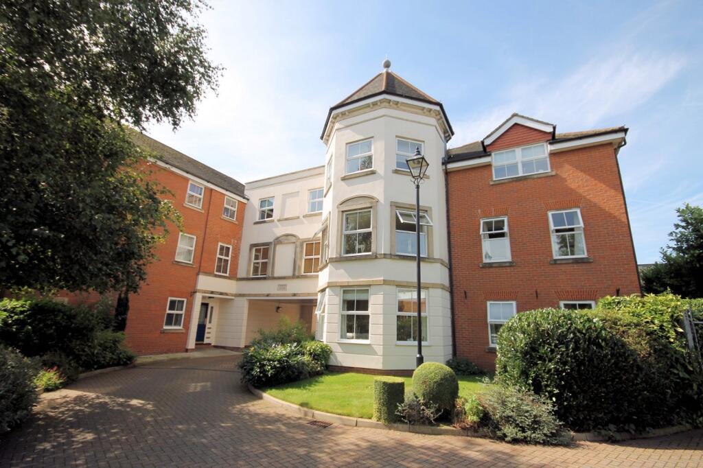 2 bed Apartment for rent in Knutsford. From Irlams - Knutsford