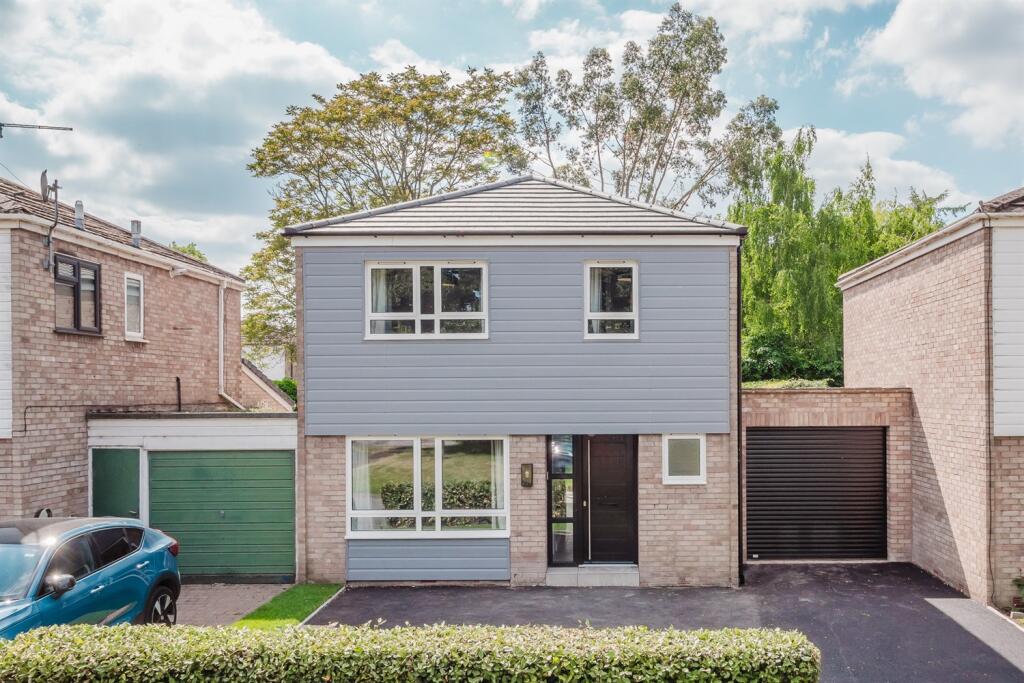 4 bed Link detached for rent in Knutsford. From Irlams - Knutsford