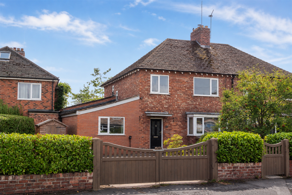 3 bed Semi Detached for rent in Knutsford. From Irlams - Knutsford