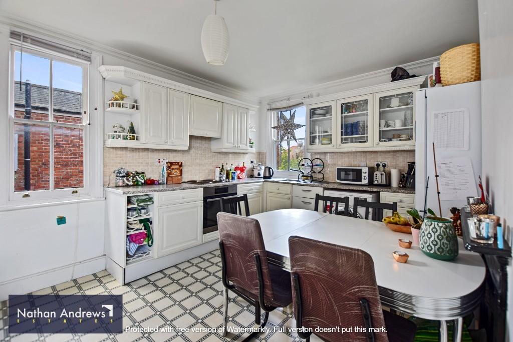 2 bed 1st Floor Flat for rent in Willesden. From Nathan Andrews