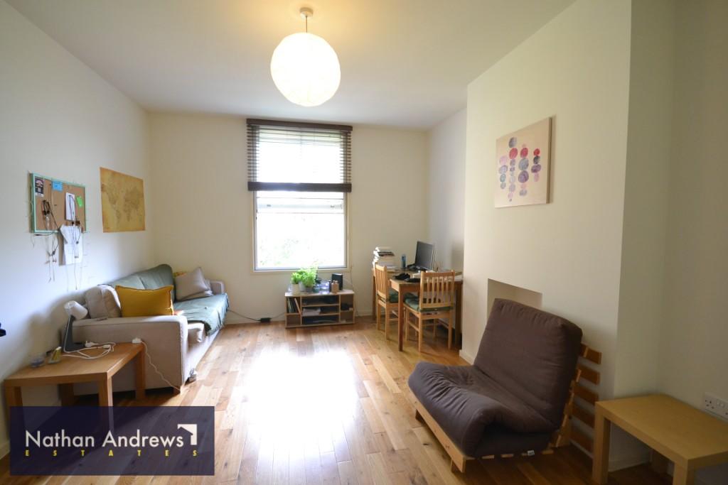 1 bed 1st Floor Flat for rent in Acton. From Nathan Andrews