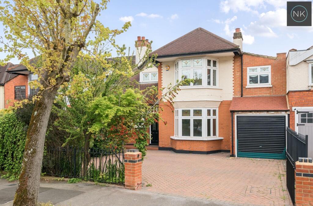 6 bed Semi-Detached House for rent in London. From Neil King Residential