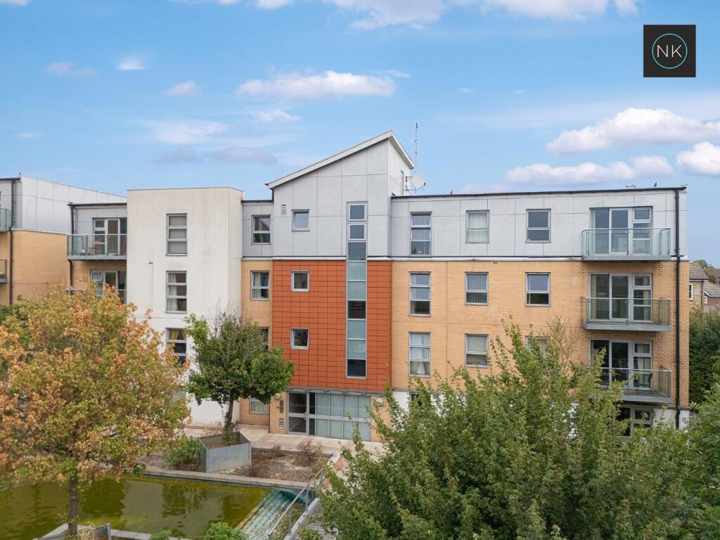 3 bed Apartment for rent in Wanstead. From Neil King - London 3 bed Apartment for rent in Wanstead. From Neil King - London