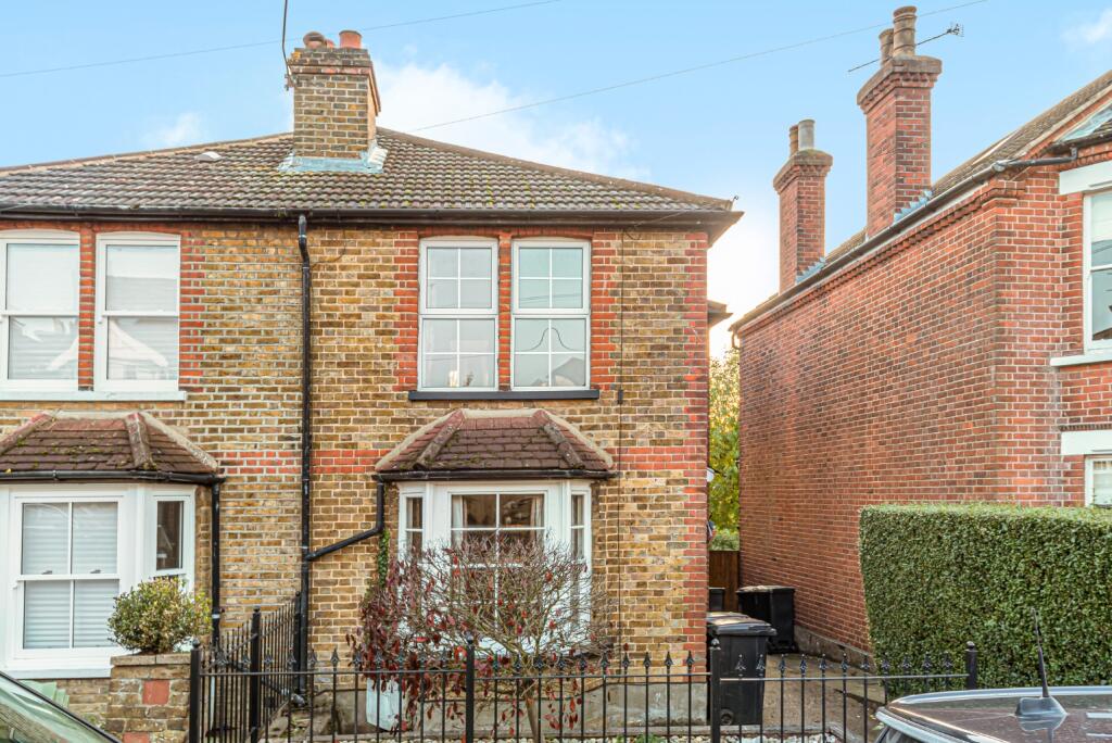 3 bed Semi Detached for rent in Epping. From Neil King - London