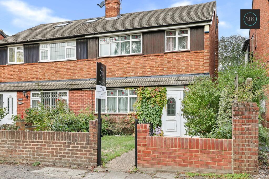 3 bed Semi Detached for rent in Woodford. From Neil King - London 3 bed Semi Detached for rent in Woodford. From Neil King - London