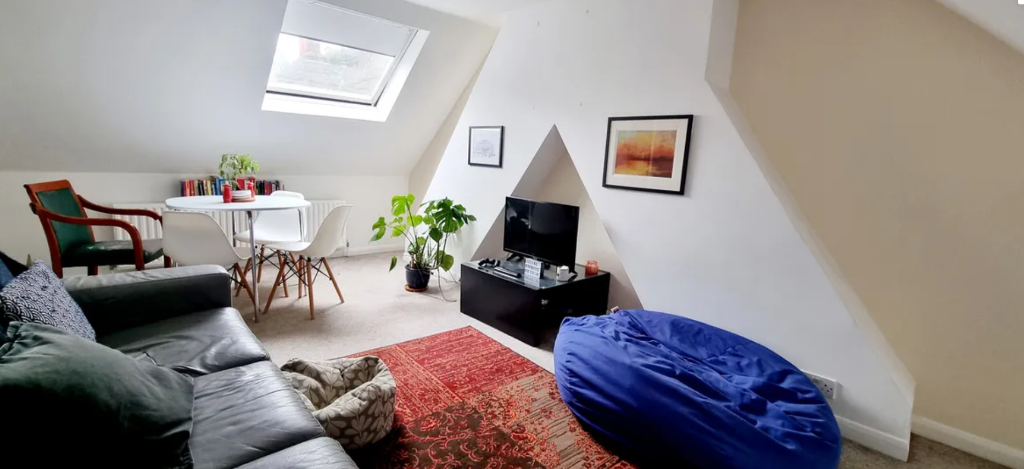 2 bed 1st Floor Flat for rent in London. From Nelsons - London