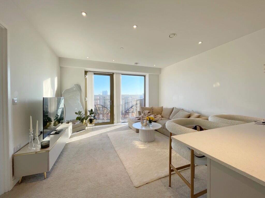 2 bed Apartment for rent in Salford. From Nelsons - London 2 bed Apartment for rent in Salford. From Nelsons - London