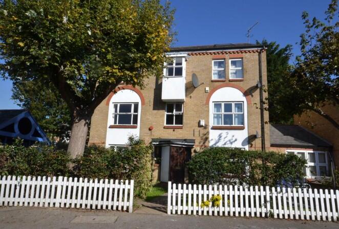 2 bed 1st Floor Flat for rent in Bermondsey. From Nelsons - London
