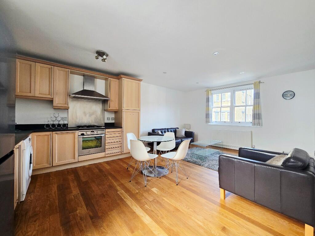 2 bed 1st Floor Flat for rent in Stepney. From Nelsons - London