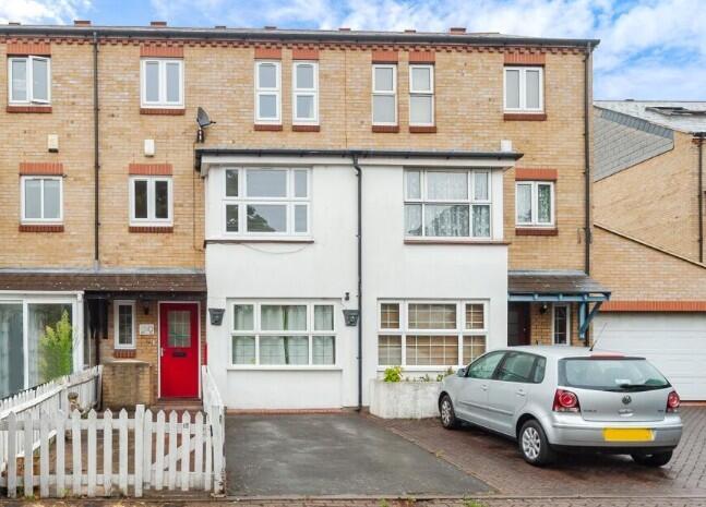 5 bed Mid Terraced House for rent in Bermondsey. From Nelsons - London