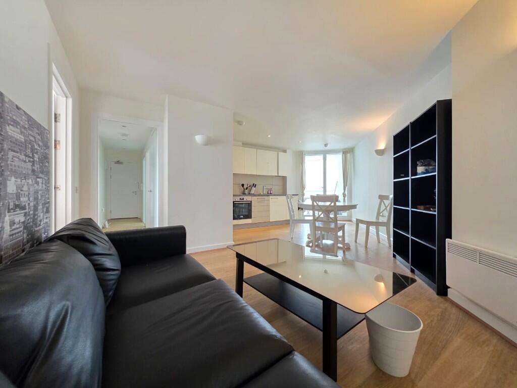 3 bed Apartment for rent in Poplar. From Nelsons - London 3 bed Apartment for rent in Poplar. From Nelsons - London