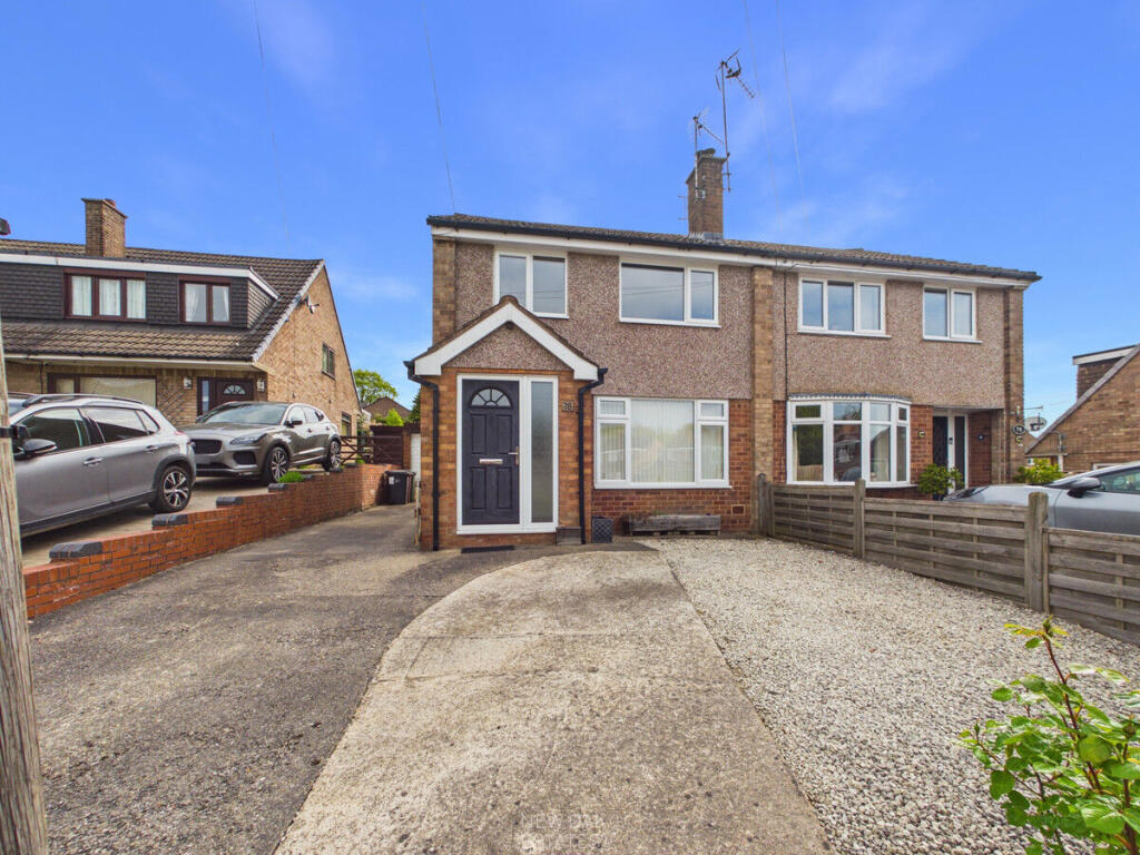 3 bed Semi Detached for rent in Hardwick Wood. From New Oak Estates - Chesterfield 3 bed Semi Detached for rent in Hardwick Wood. From New Oak Estates - Chesterfield