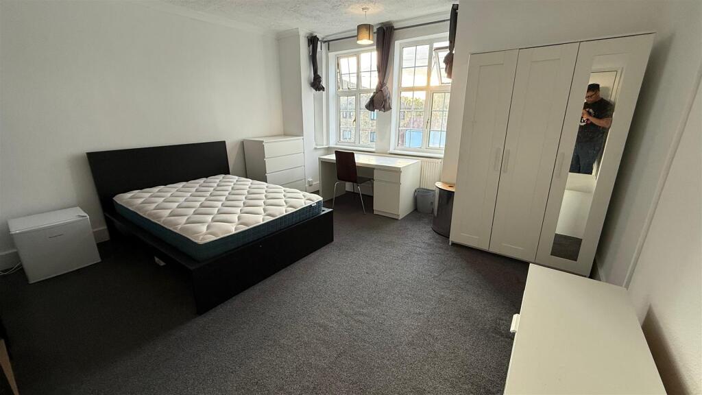 1 bed House Share for rent in Mitcham. From Newbrix 1 bed House Share for rent in Mitcham. From Newbrix