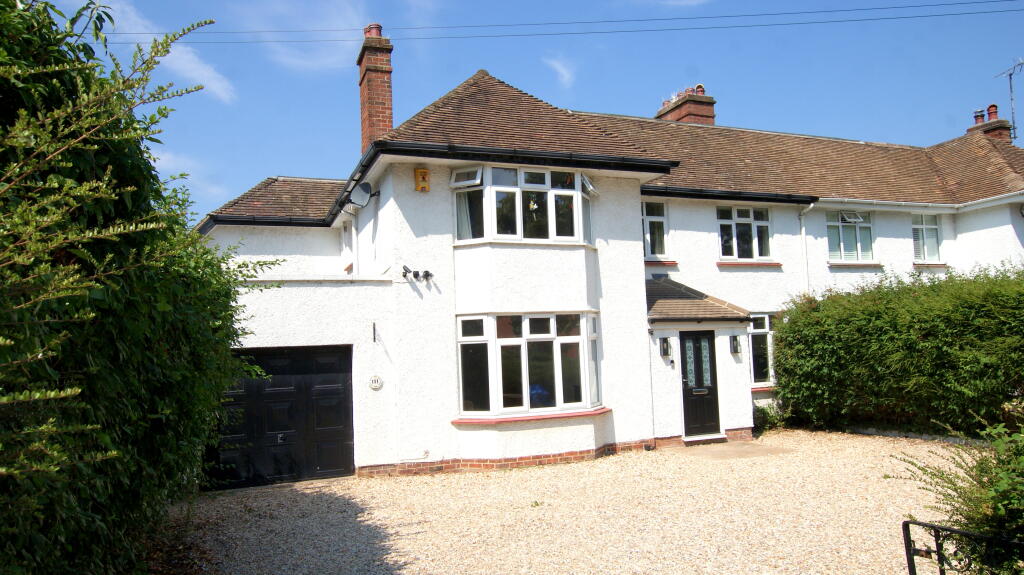 4 bed Semi Detached for rent in Leckhampton Hill. From Newcombe Residential - Cheltenham 4 bed Semi Detached for rent in Leckhampton Hill. From Newcombe Residential - Cheltenham