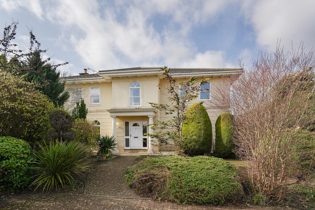 5 bed Detached for rent in Cheltenham. From Newcombe Residential - Cheltenham 5 bed Detached for rent in Cheltenham. From Newcombe Residential - Cheltenham