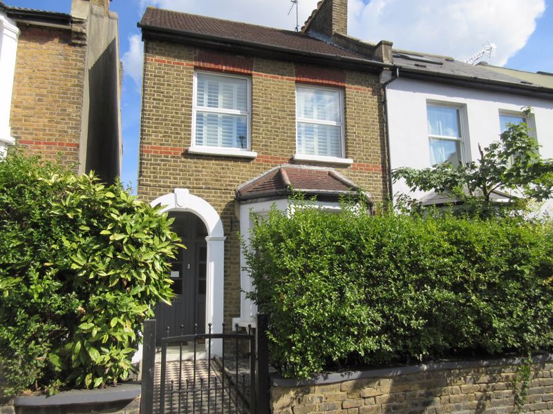 1 bed Conversion for rent in Wimbledon. From Vanstones