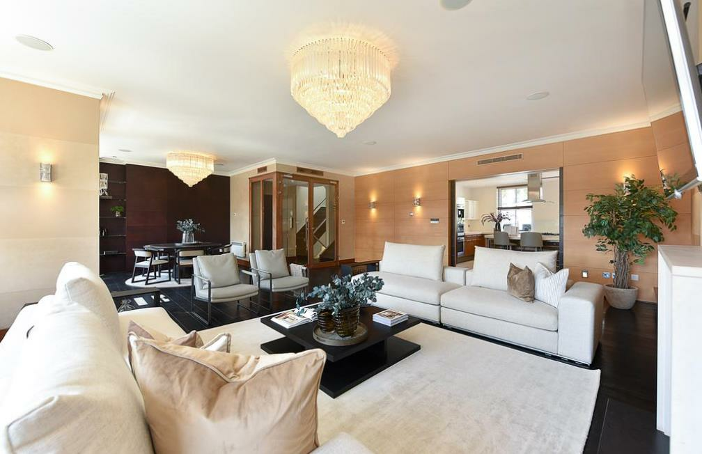 4 bed Apartment for rent in Hampstead. From Newington Estates