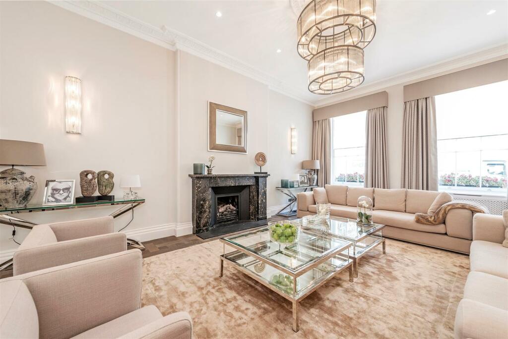 3 bed Apartment for rent in London. From Newington Estates