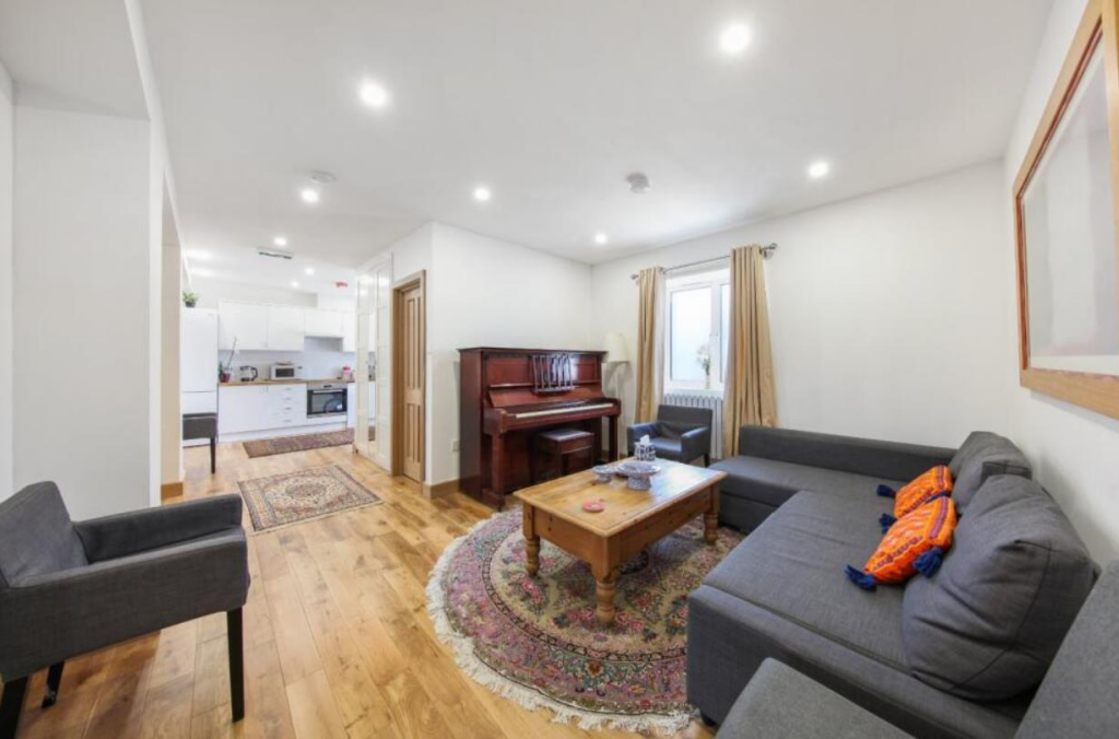 2 bed Apartment for rent in London. From Newington Estates