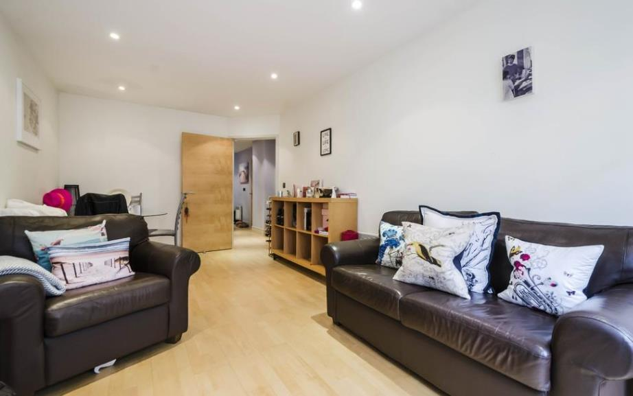 2 bed Apartment for rent in London. From Newington Estates