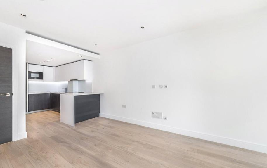 3 bed Apartment for rent in London. From Newington Estates